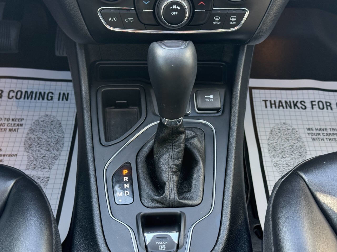 Used 2021 Jeep Cherokee Latitude Plus w/ Sun & Sound Group image 23