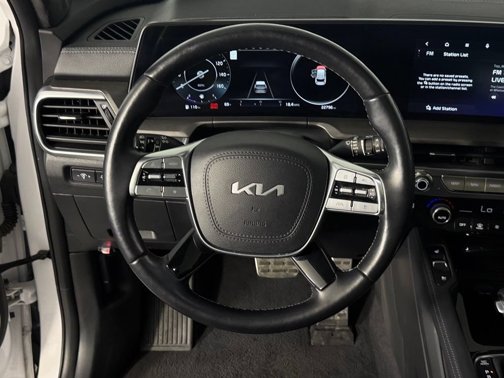 Used 2024 Kia Telluride SX Prestige X-Pro AWD/4WD image 12