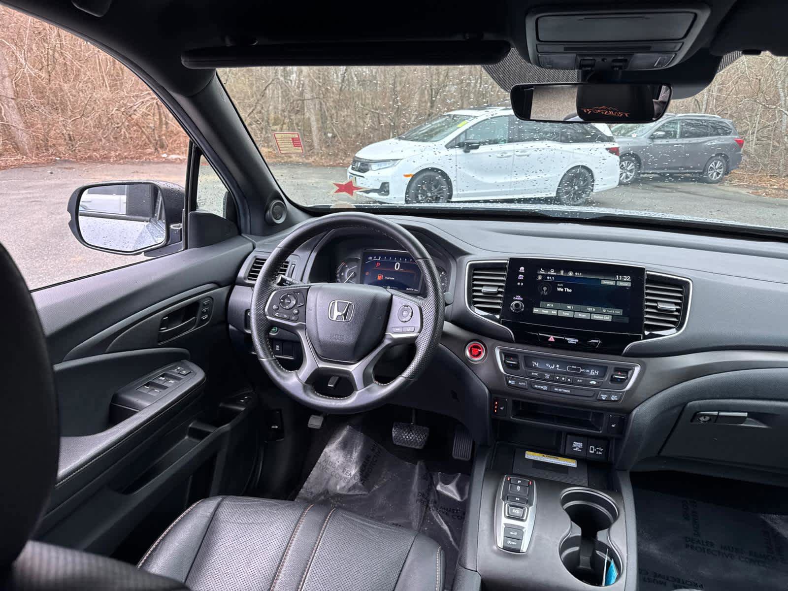 Used 2023 Honda Passport TrailSport image 32