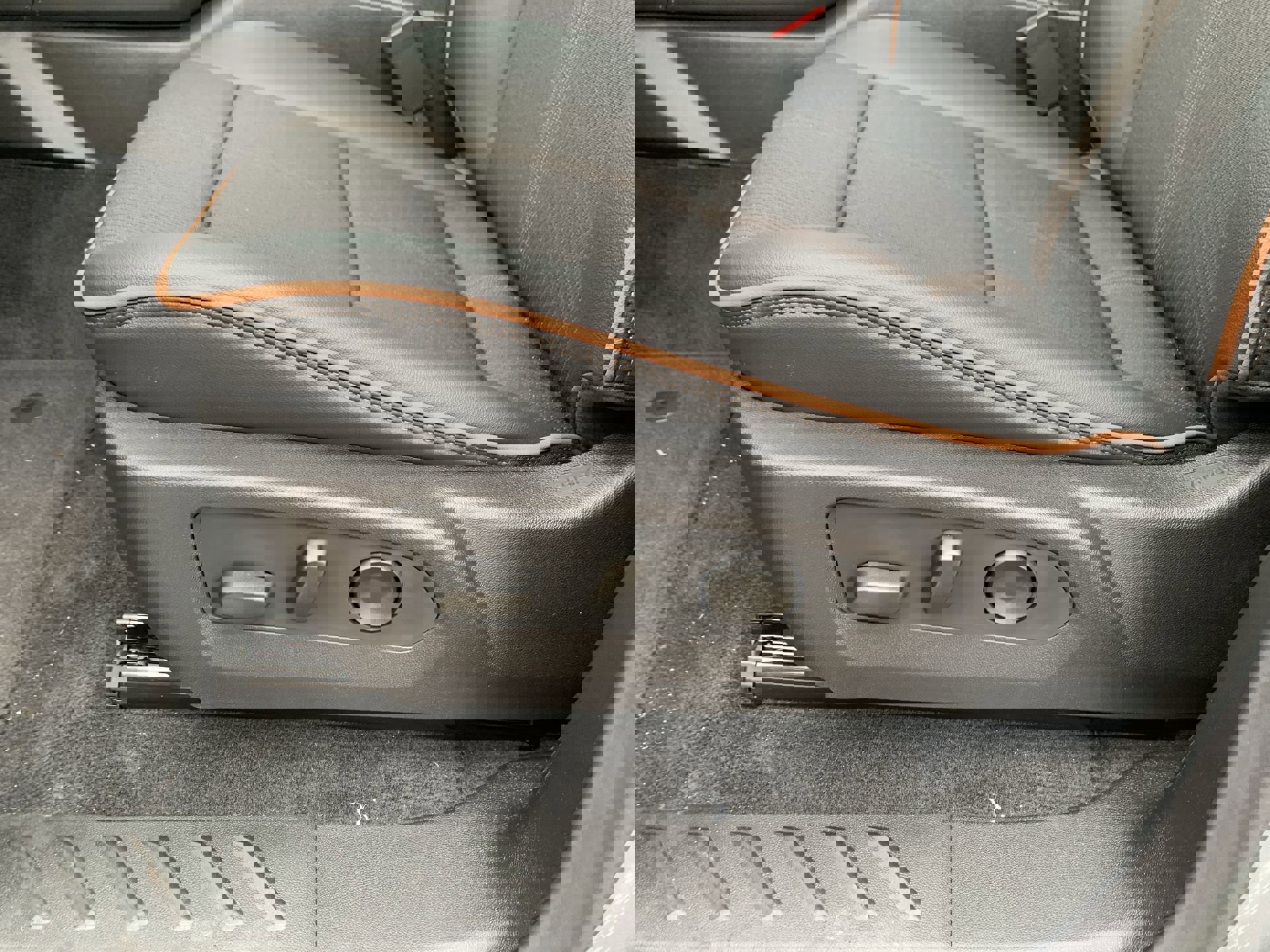 New 2025 GMC Canyon AT4 w/ Nightfall Edition image 29