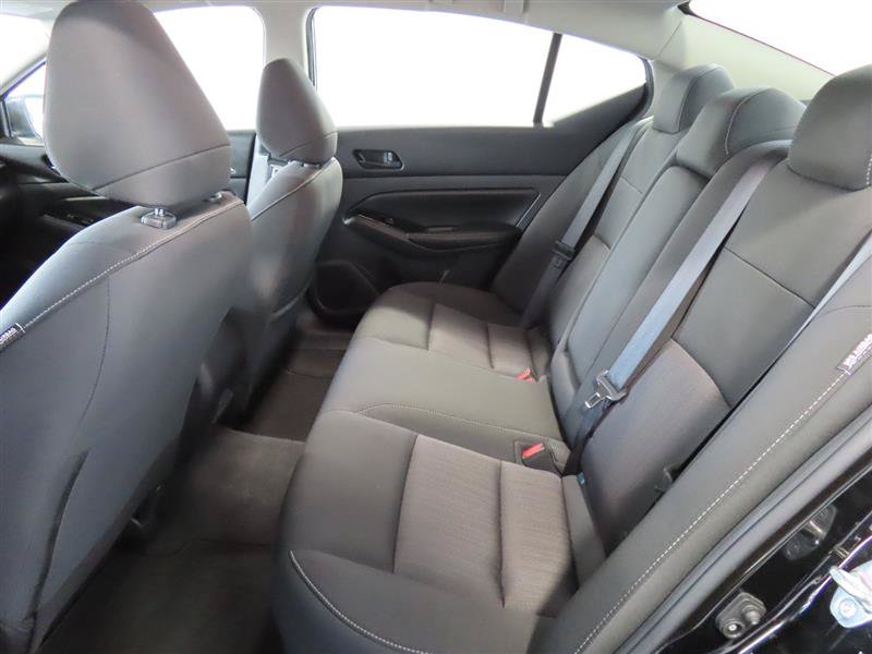 Used 2023 Nissan Altima 2.5 SV FWD image 29