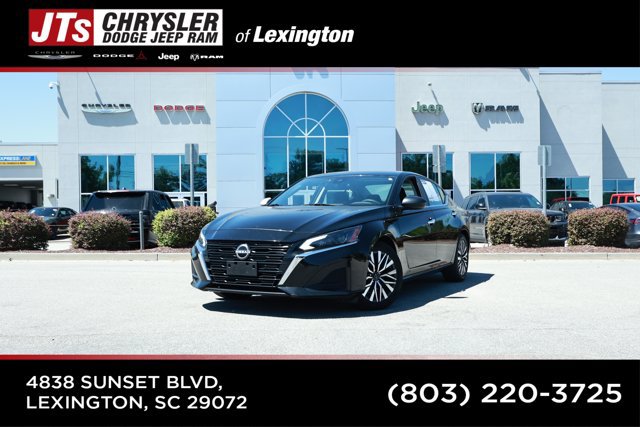 Used 2024 Nissan Altima 2.5 SV