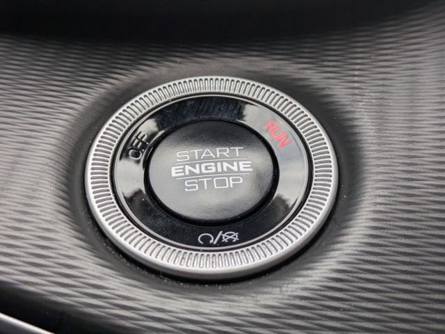 Used 2025 Jeep Grand Cherokee Laredo X image 35