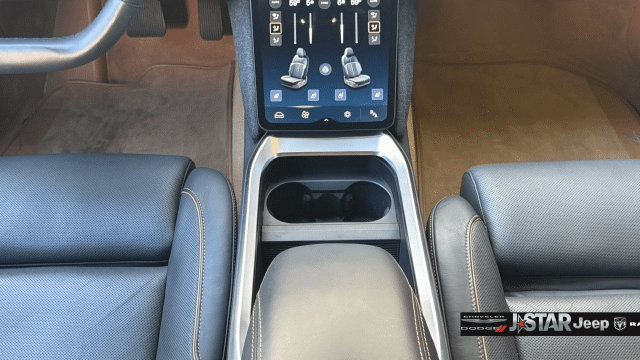 Used 2024 Lucid Air Touring AWD/4WD image 17