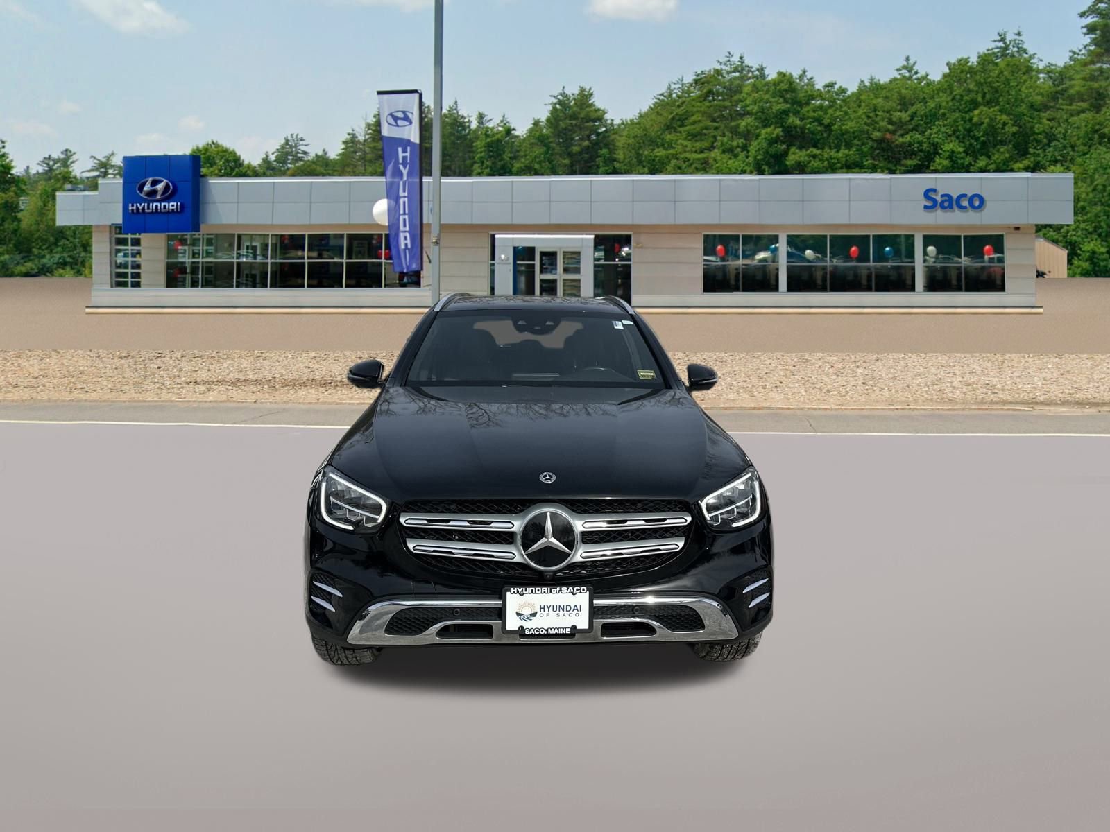 Used 2021 Mercedes-Benz GLC 300 4MATIC image 3