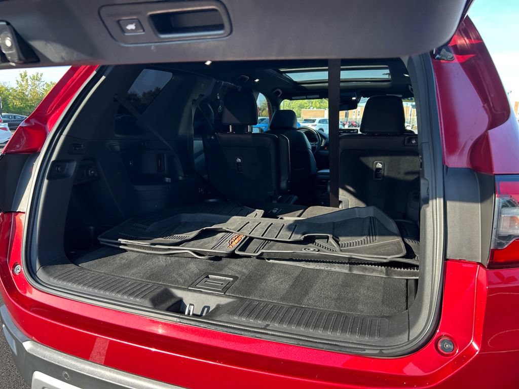 Used 2023 Honda Pilot TrailSport image 23