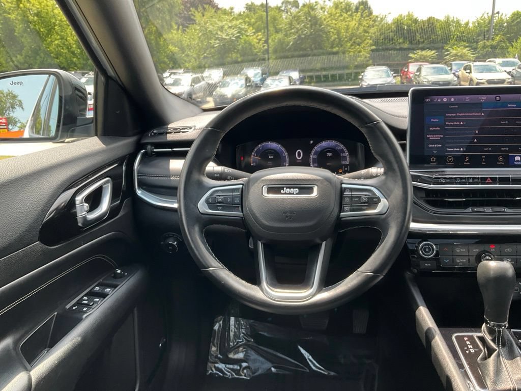 Used 2022 Jeep Compass High Altitude AWD/4WD image 31