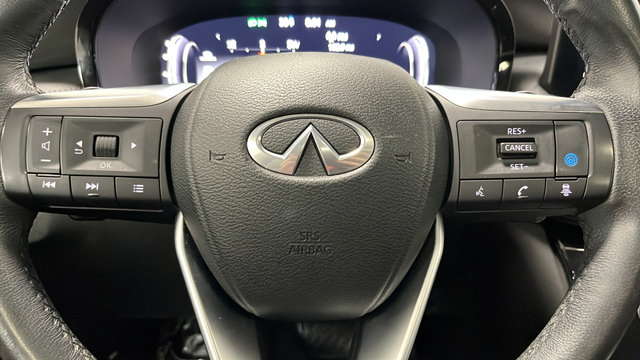 Used 2023 INFINITI QX60 Luxe AWD/4WD image 16