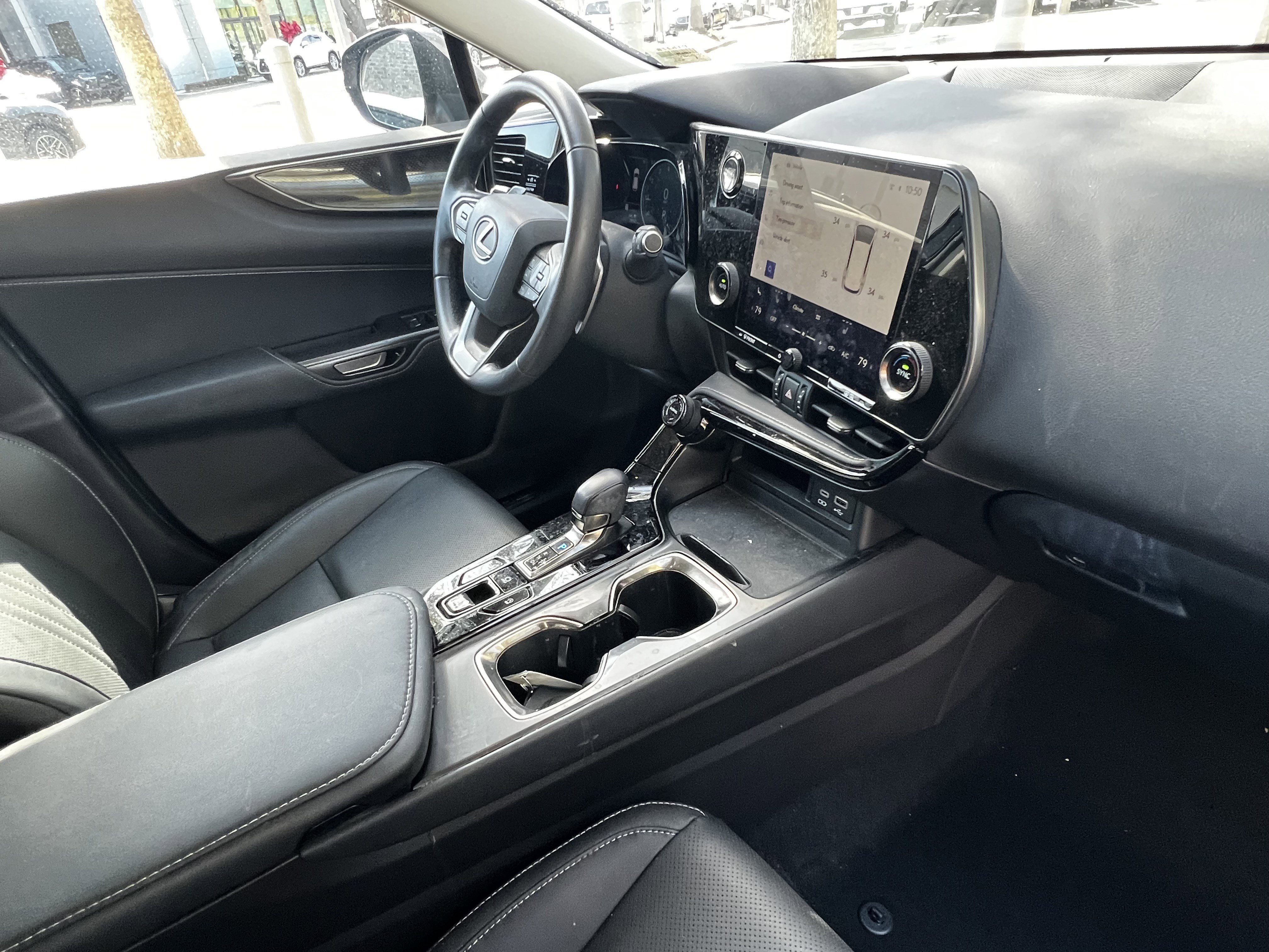 Used 2024 Lexus NX 250 FWD w/ Towing Package (2000 Lbs) image 47