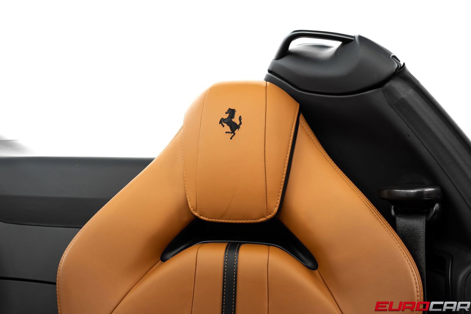 Used 2021 Ferrari 812 GTS RWD image 44