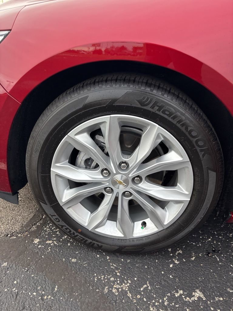 Used 2024 Chevrolet Malibu LT image 12