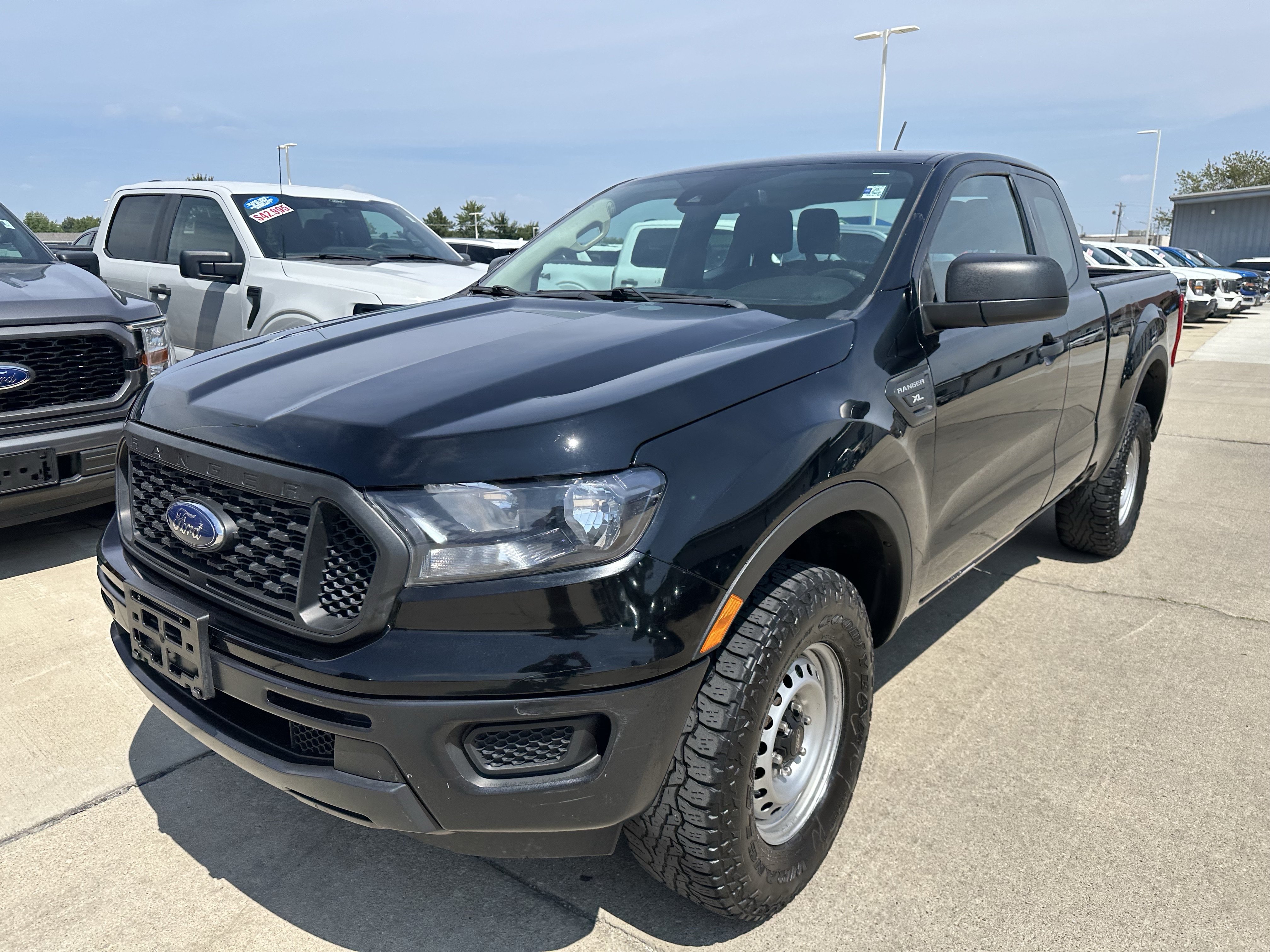 Used 2023 Ford Ranger XL RWD image 3