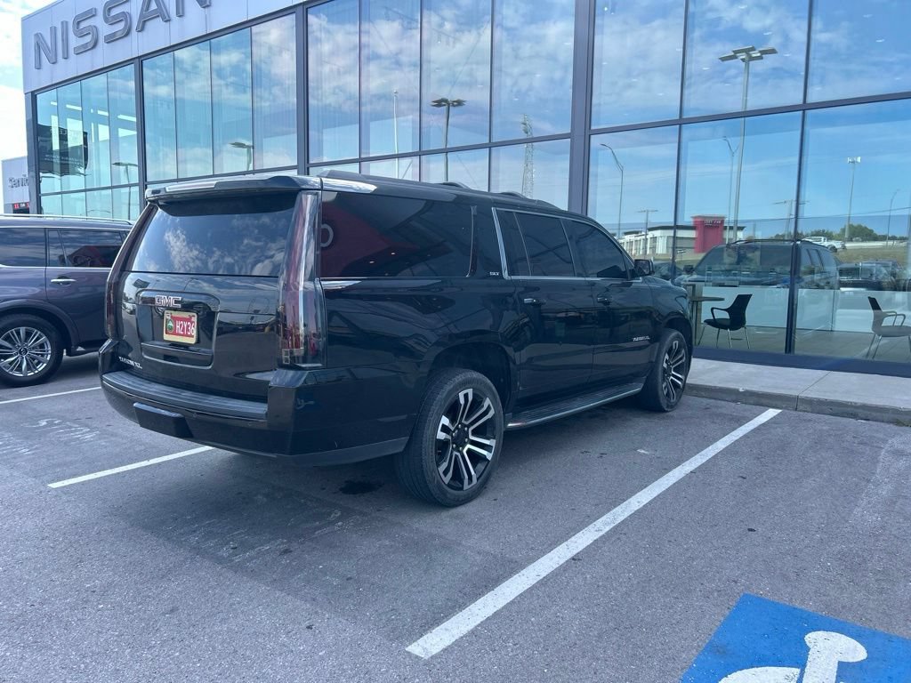Used 2019 GMC Yukon XL SLT w/ Open Road Package AWD/4WD image 5