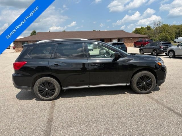 Used 2019 Nissan Pathfinder SL AWD/4WD image 8