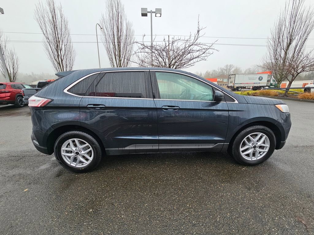 Used 2024 Ford Edge SEL image 4