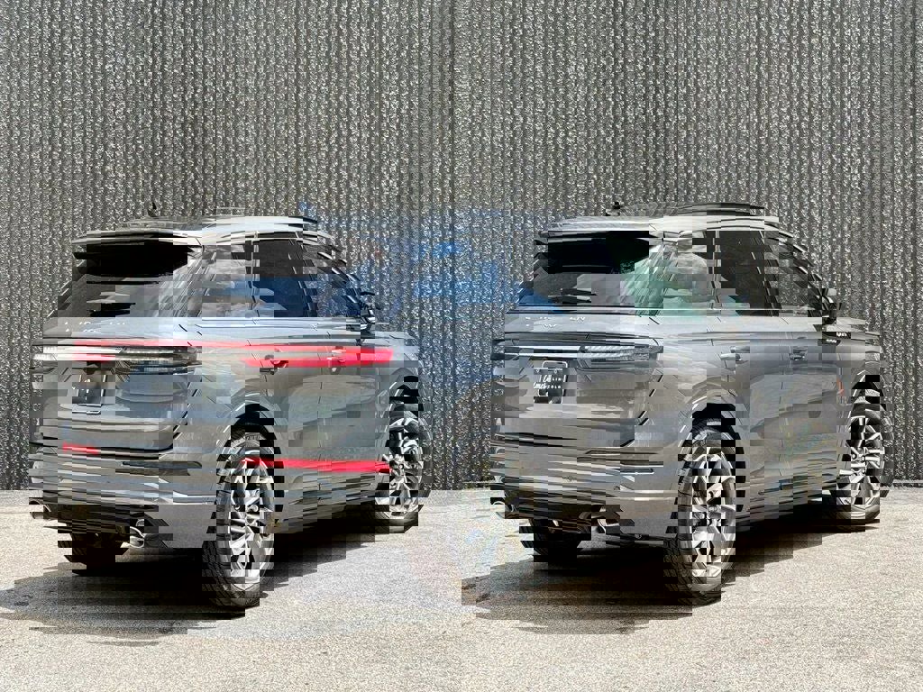 New 2025 Lincoln Corsair Grand Touring image 5