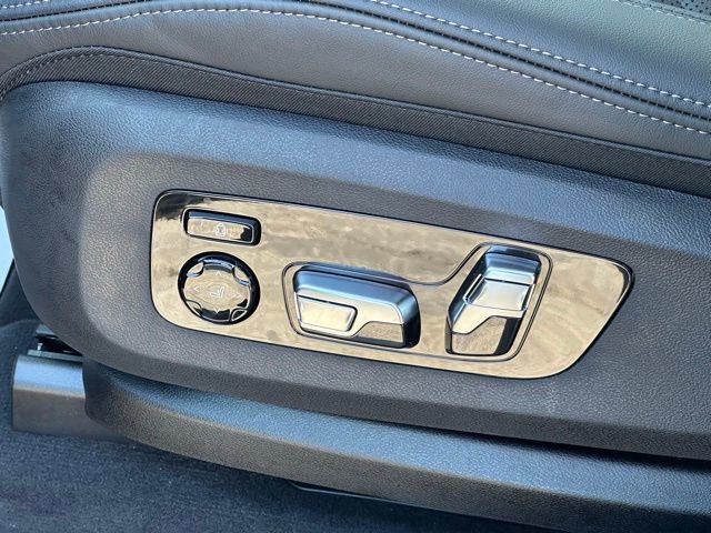 New 2026 BMW X7 xDrive40i w/ Premium Package image 23
