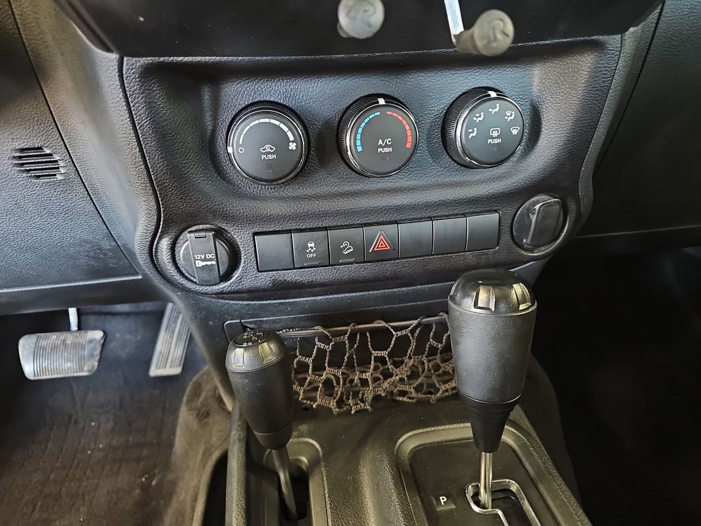 Used 2017 Jeep Wrangler Unlimited Sport image 20