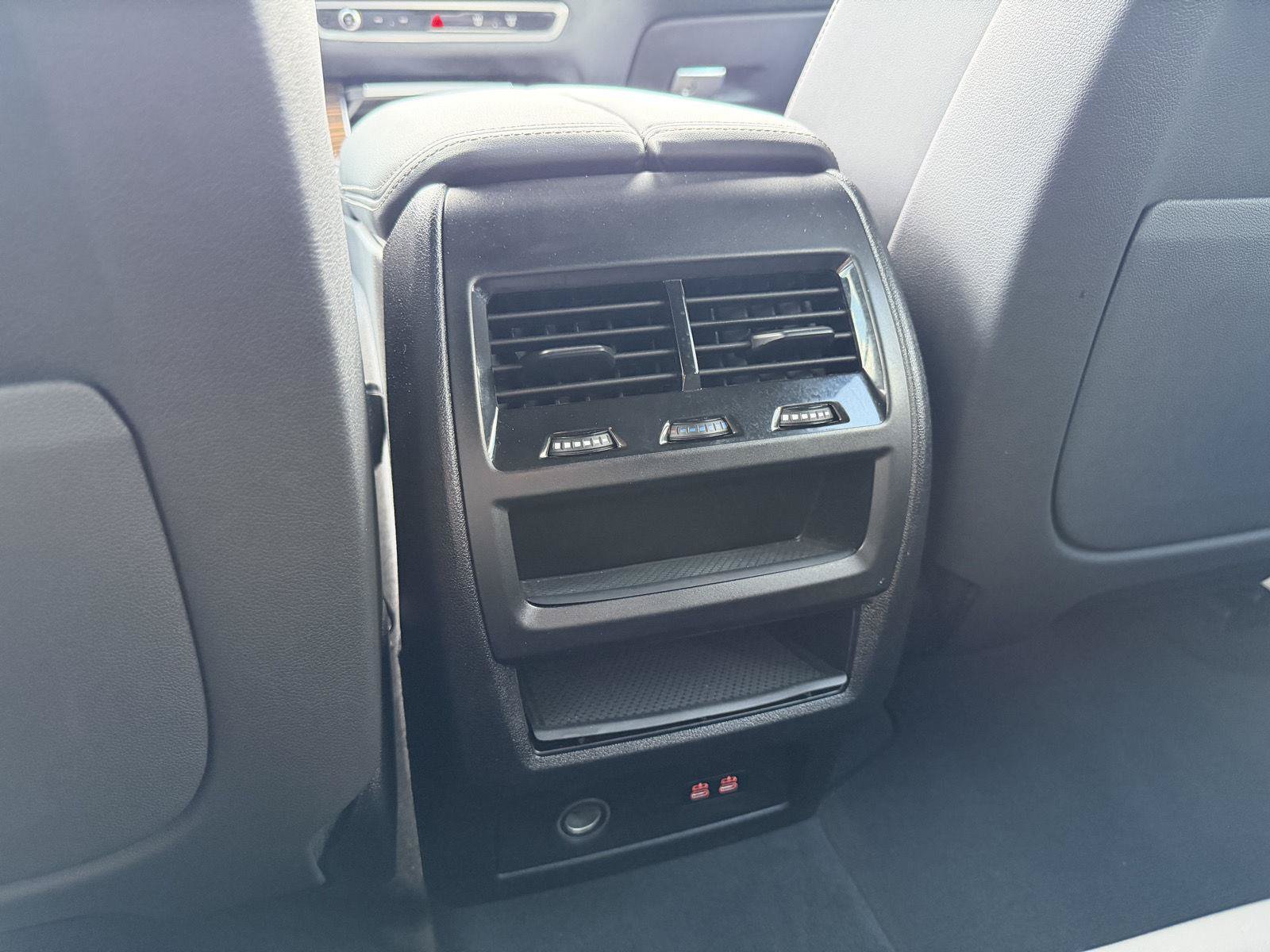 Used 2026 BMW X5 sDrive40i RWD image 9