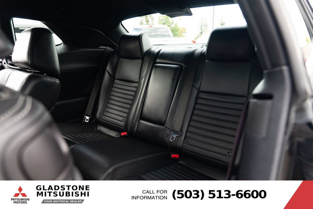 Used 2013 Dodge Challenger R/T Plus RWD image 16