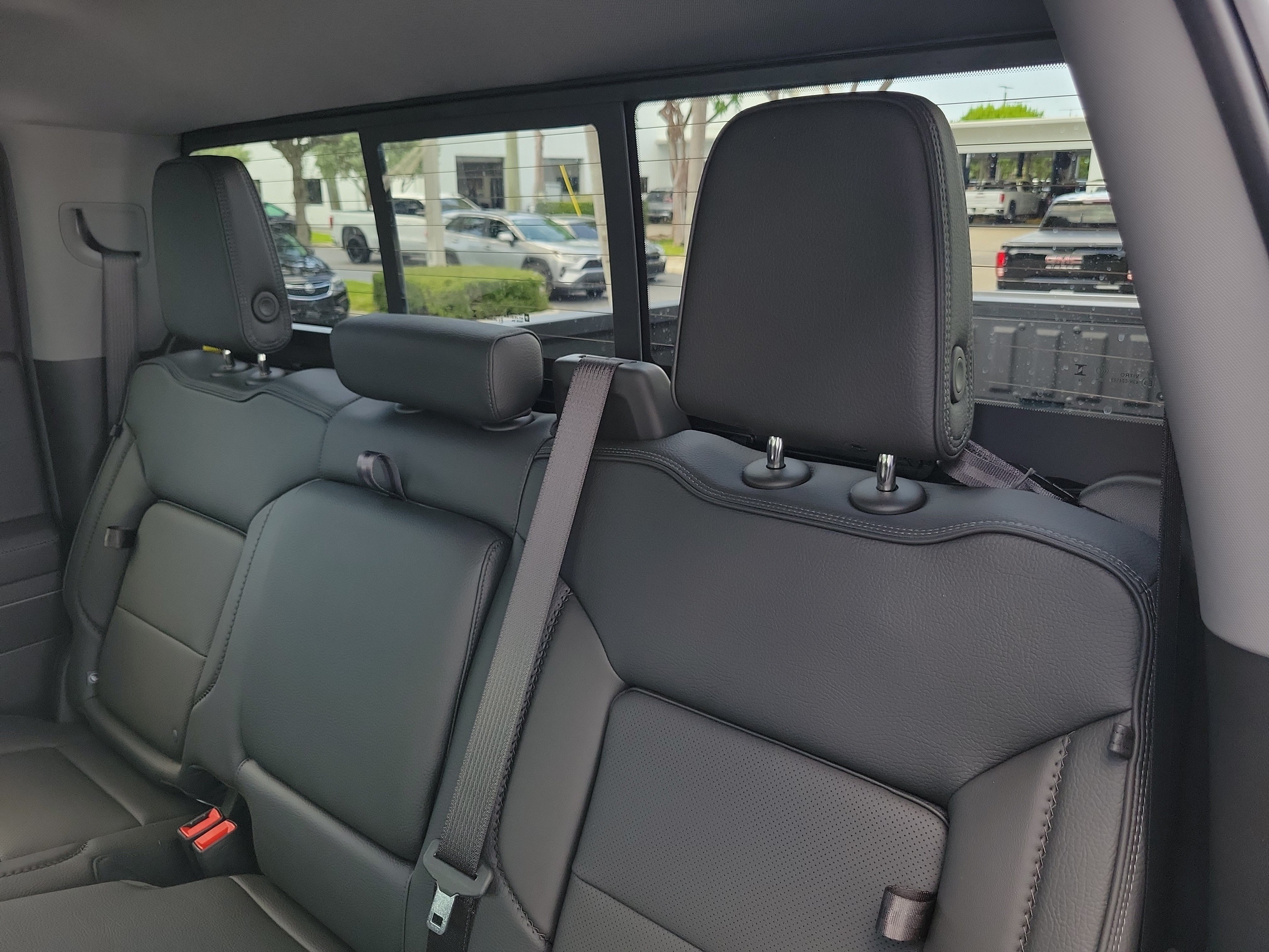 New 2026 GMC Sierra 1500 Denali w/ Denali Reserve Package AWD/4WD image 13