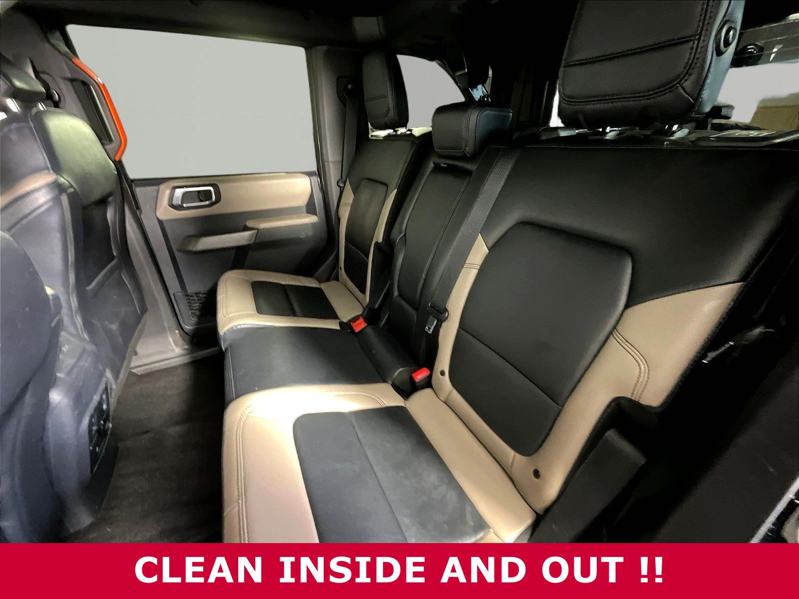 Used 2023 Ford Bronco Wildtrak AWD/4WD image 19