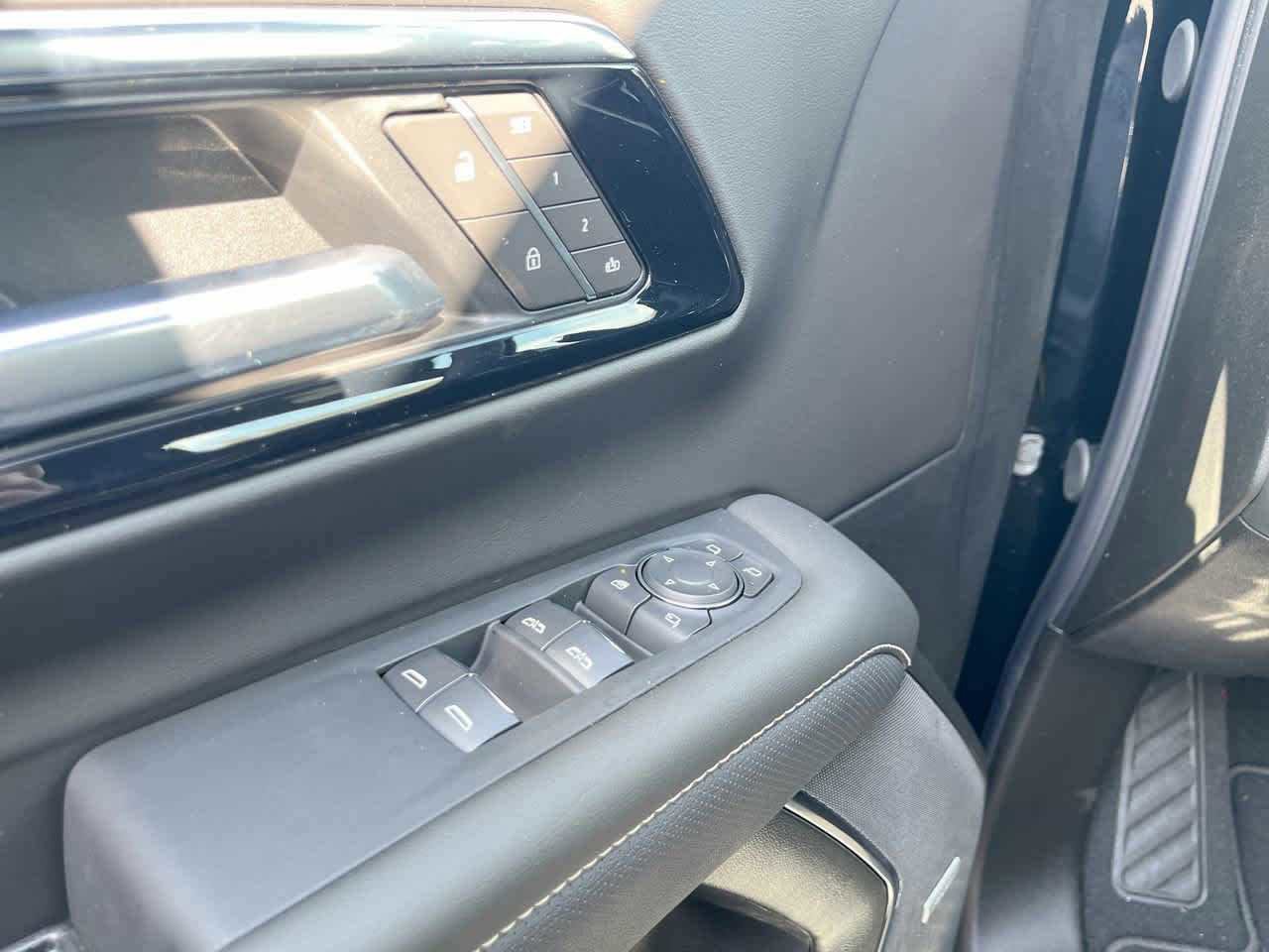 New 2026 Chevrolet Suburban Premier w/ Sun And Tow Package image 17