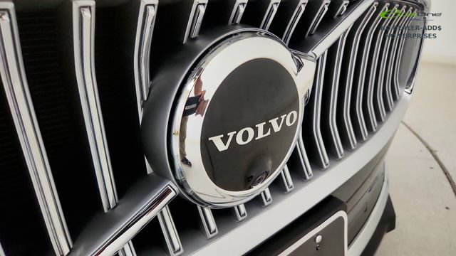 Used 2023 Volvo S90 B6 Plus AWD/4WD image 31