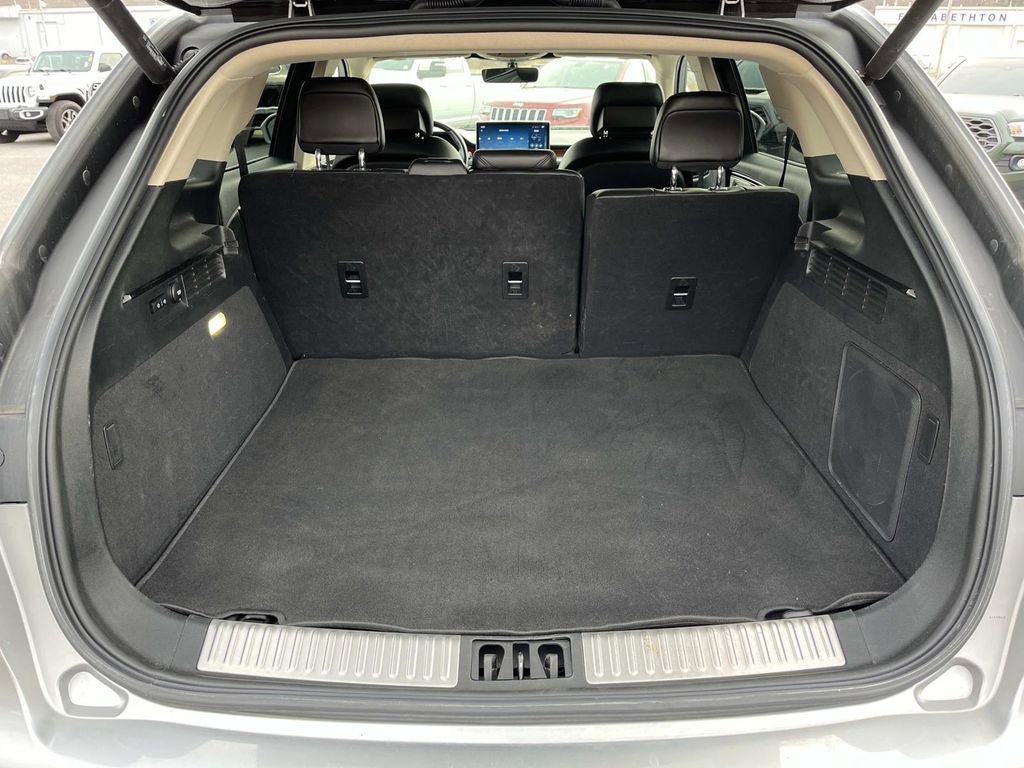 Used 2021 Lincoln Nautilus Reserve w/ Equipment Group 202A image 18