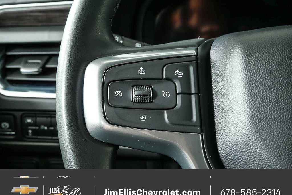 Certified 2024 Chevrolet Suburban LT image 12