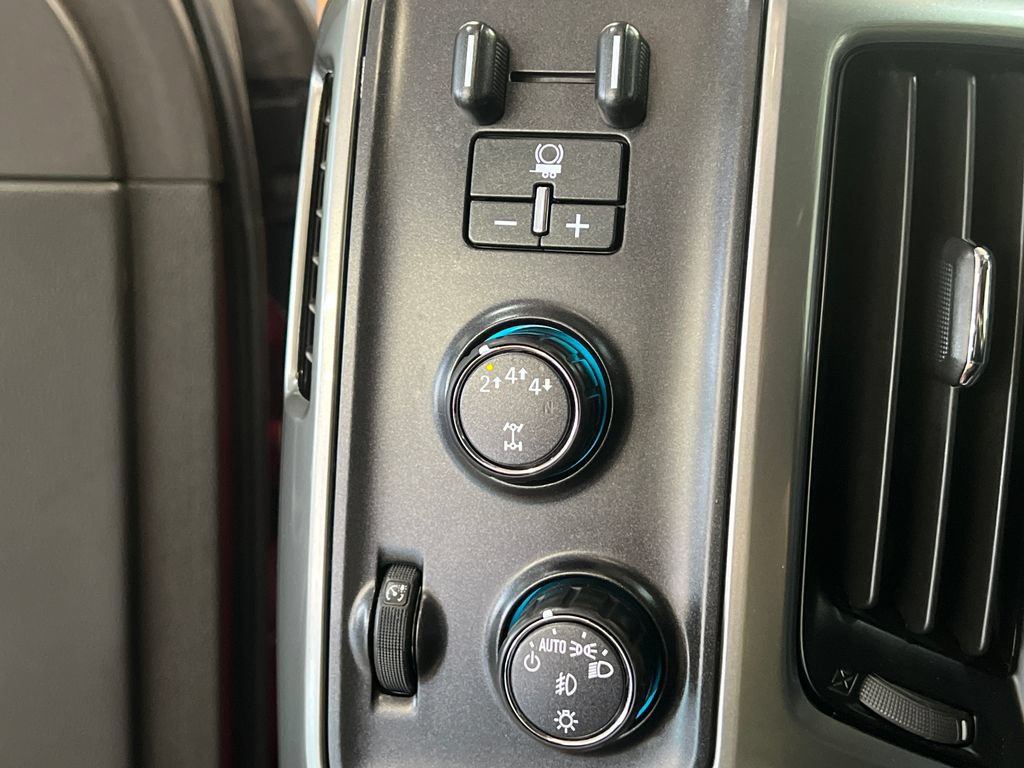 Used 2019 Chevrolet Silverado 2500 LT w/ All Star Edition AWD/4WD image 31