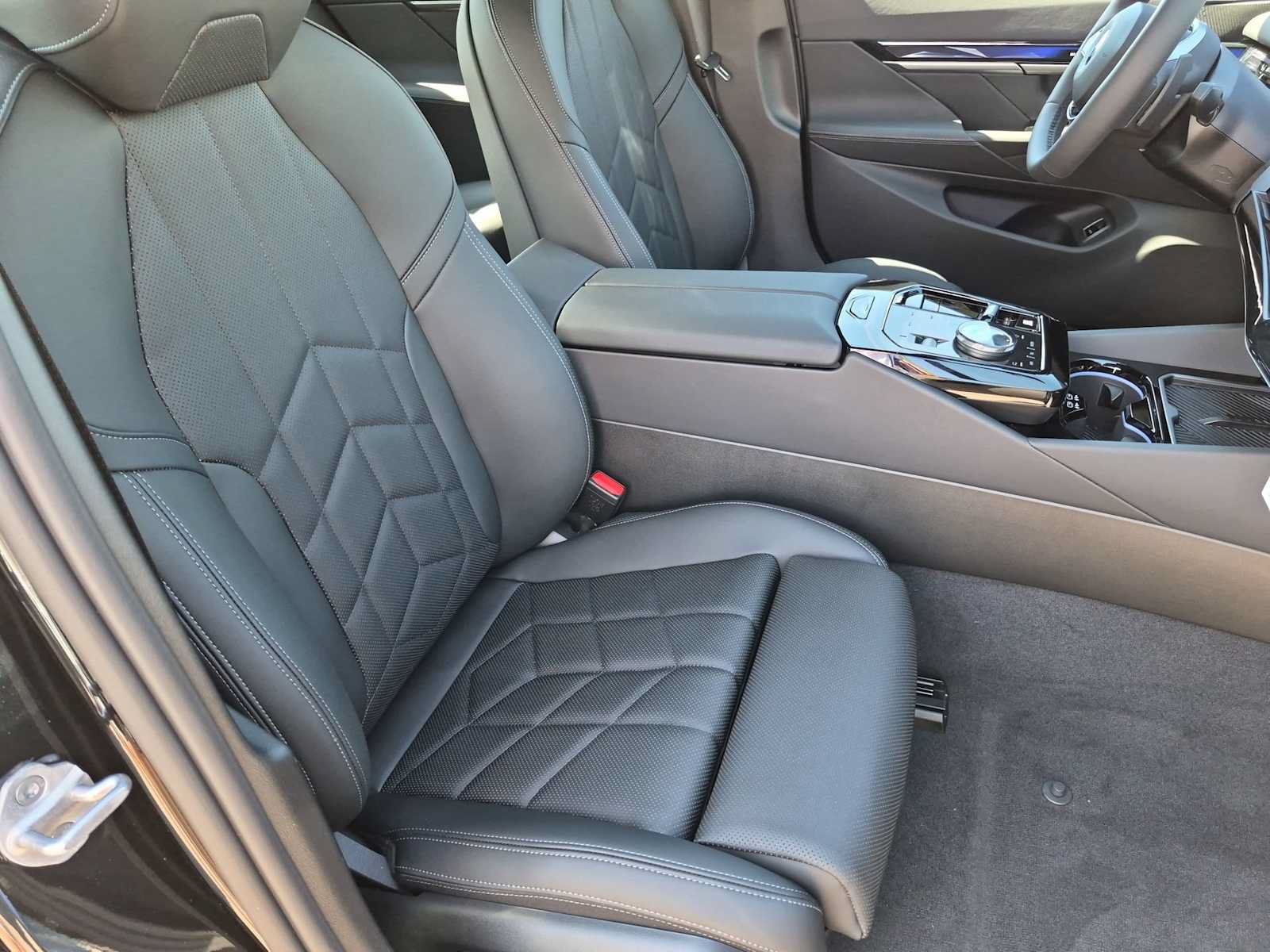 New 2027 BMW 530i xDrive AWD/4WD image 22