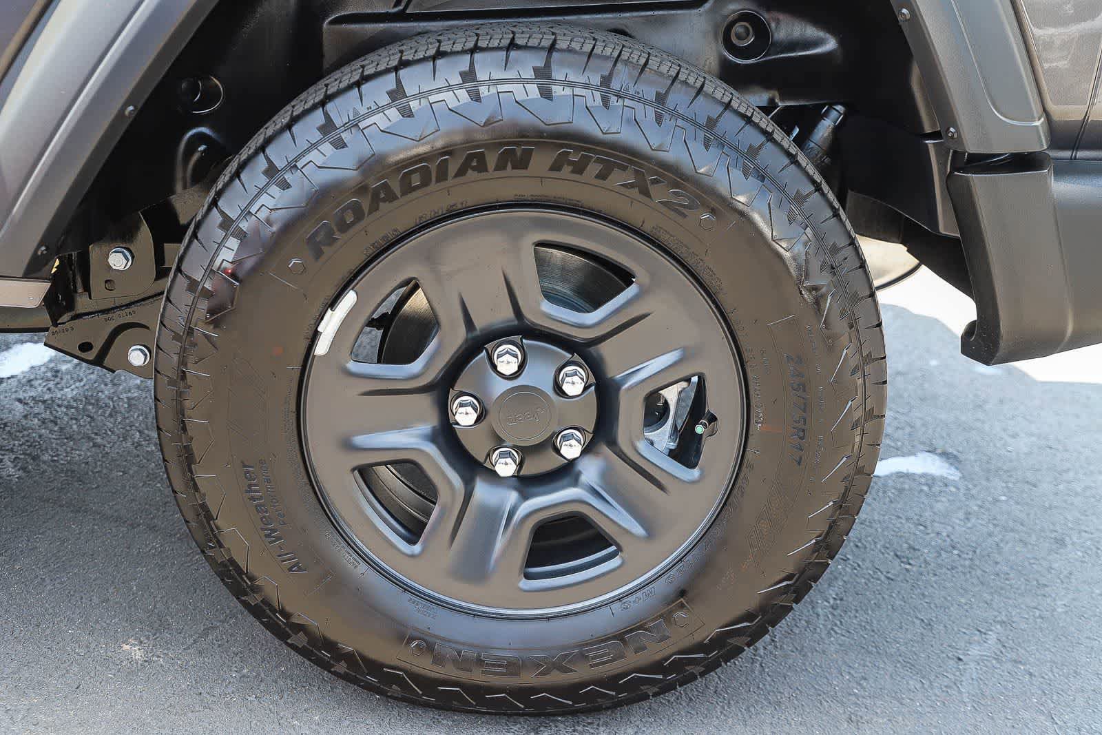 Used 2026 Jeep Wrangler Sport AWD/4WD image 9