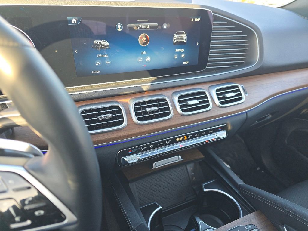 Certified 2026 Mercedes-Benz GLE 350 4MATIC image 29