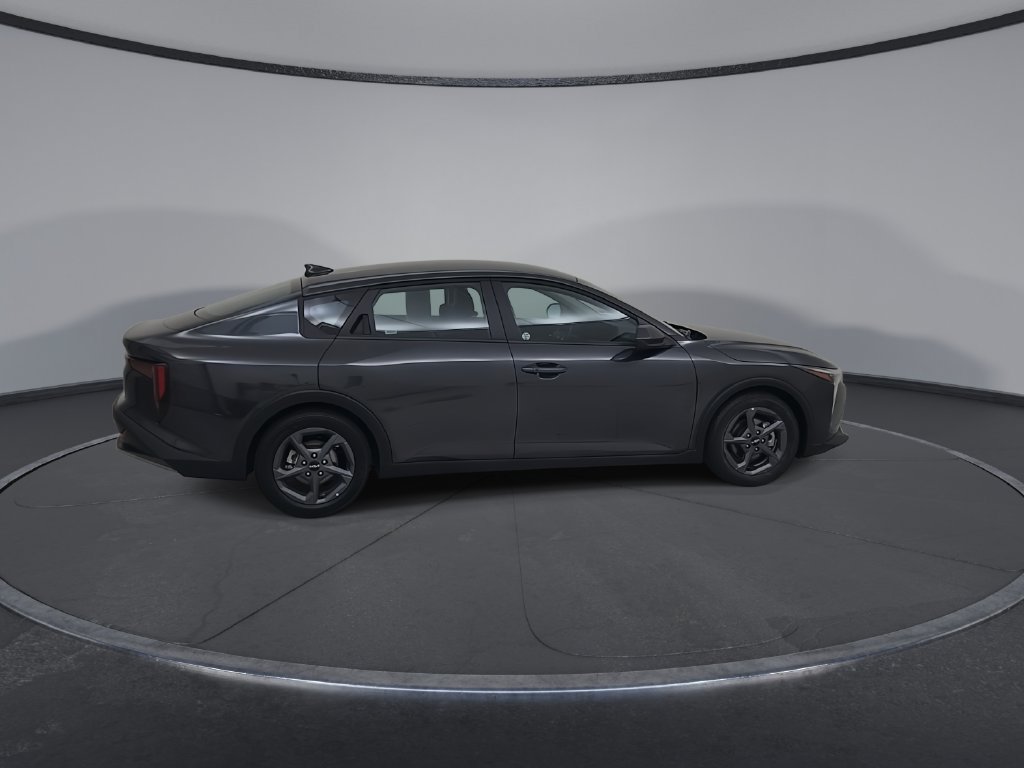 Used 2025 Kia K4 FWD image 16