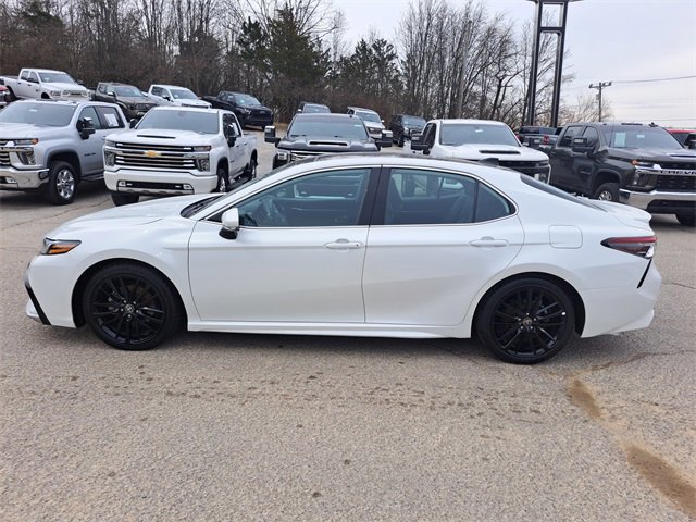 Used 2024 Toyota Camry XSE image 2