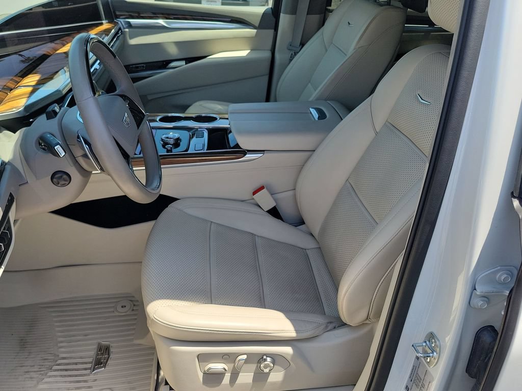 Certified 2025 Cadillac Escalade Sport Platinum AWD/4WD image 20