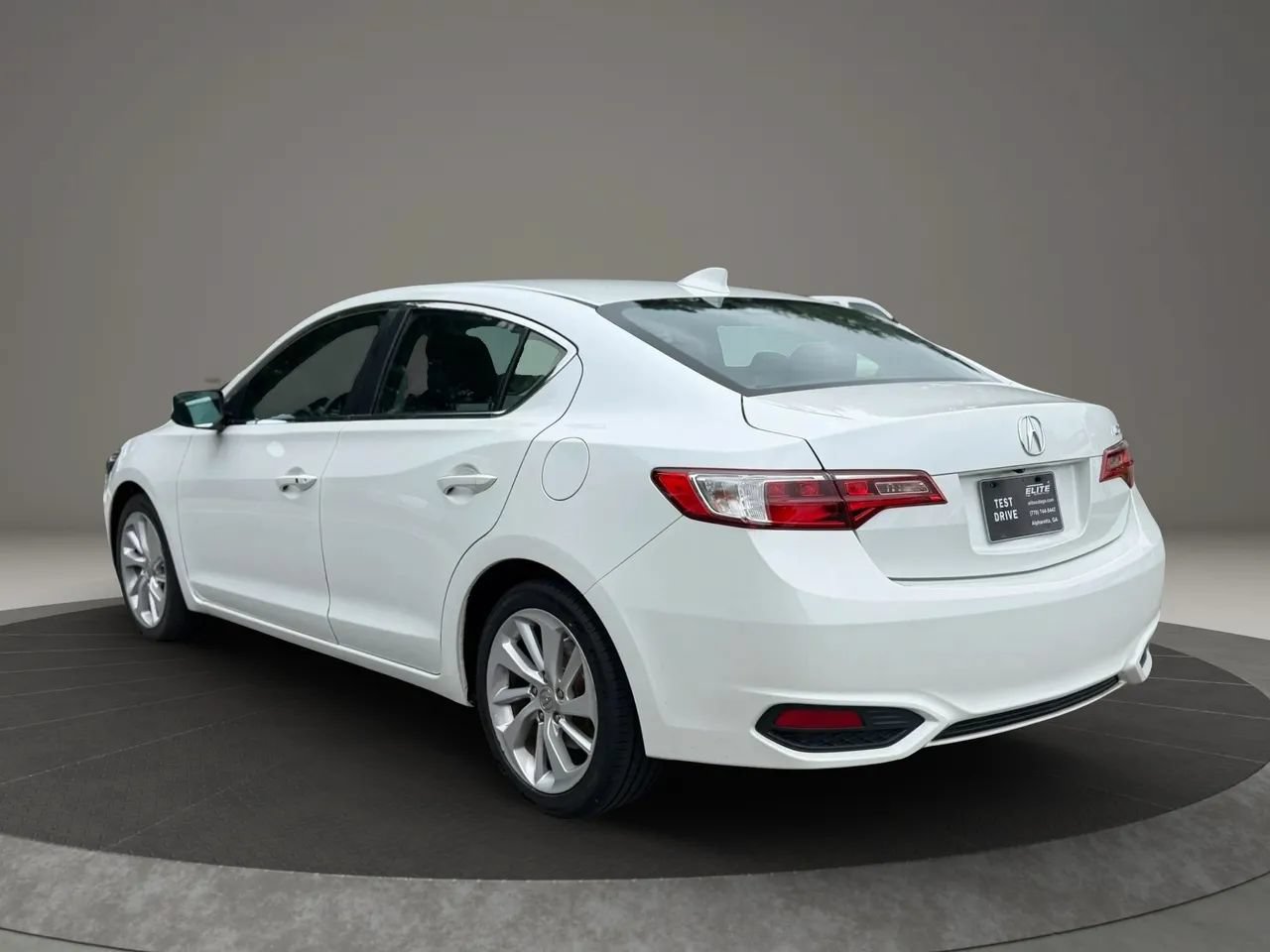Used 2018 Acura ILX FWD image 6