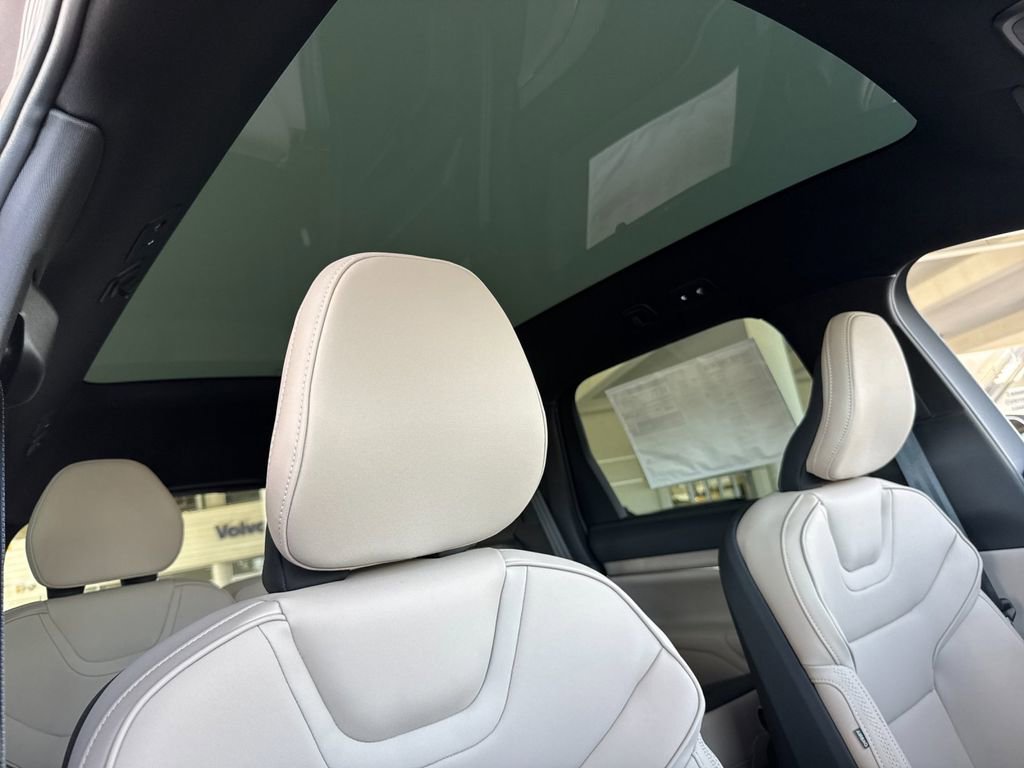 New 2026 Volvo EX90 Plus image 17