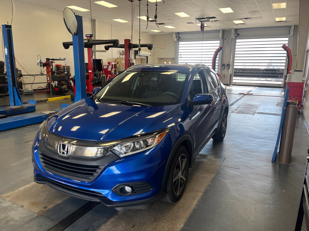 Used 2021 Honda HR-V EX-L image 2