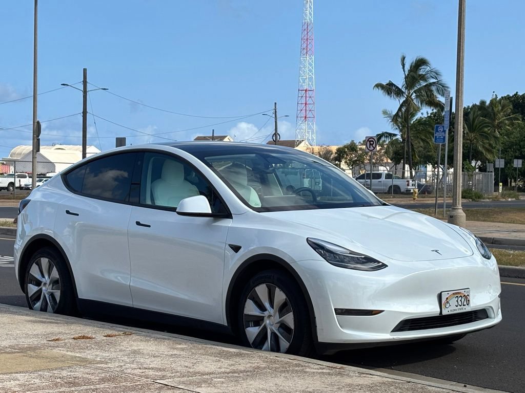 Used 2023 Tesla Model Y Long Range AWD/4WD image 6