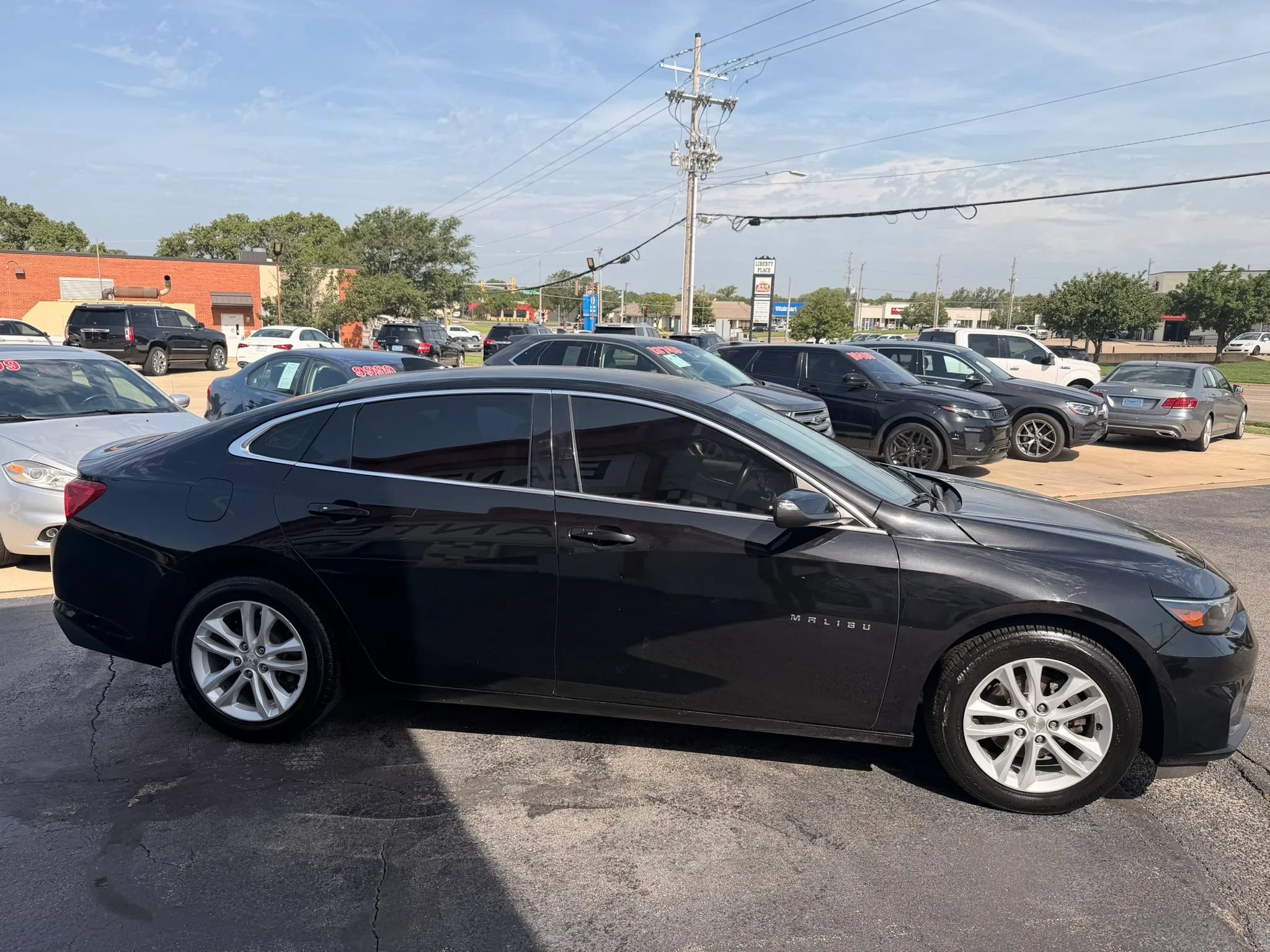 Used 2016 Chevrolet Malibu LT FWD image 8