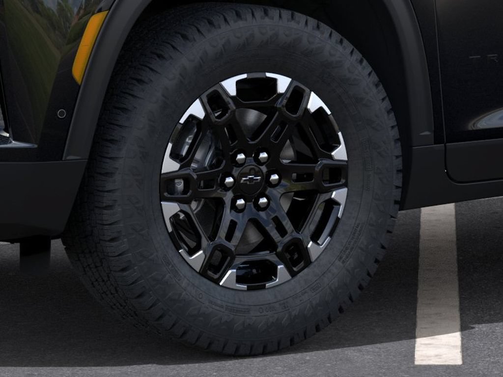 New 2027 Chevrolet Traverse Z71 w/ Enhanced Driving Package AWD/4WD image 9