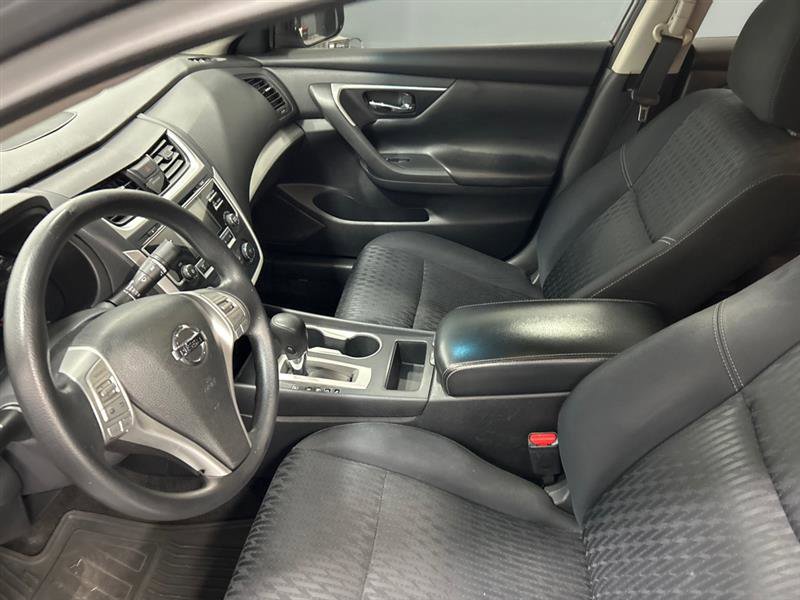 Used 2018 Nissan Altima 2.5 S w/ S Convenience Package image 13