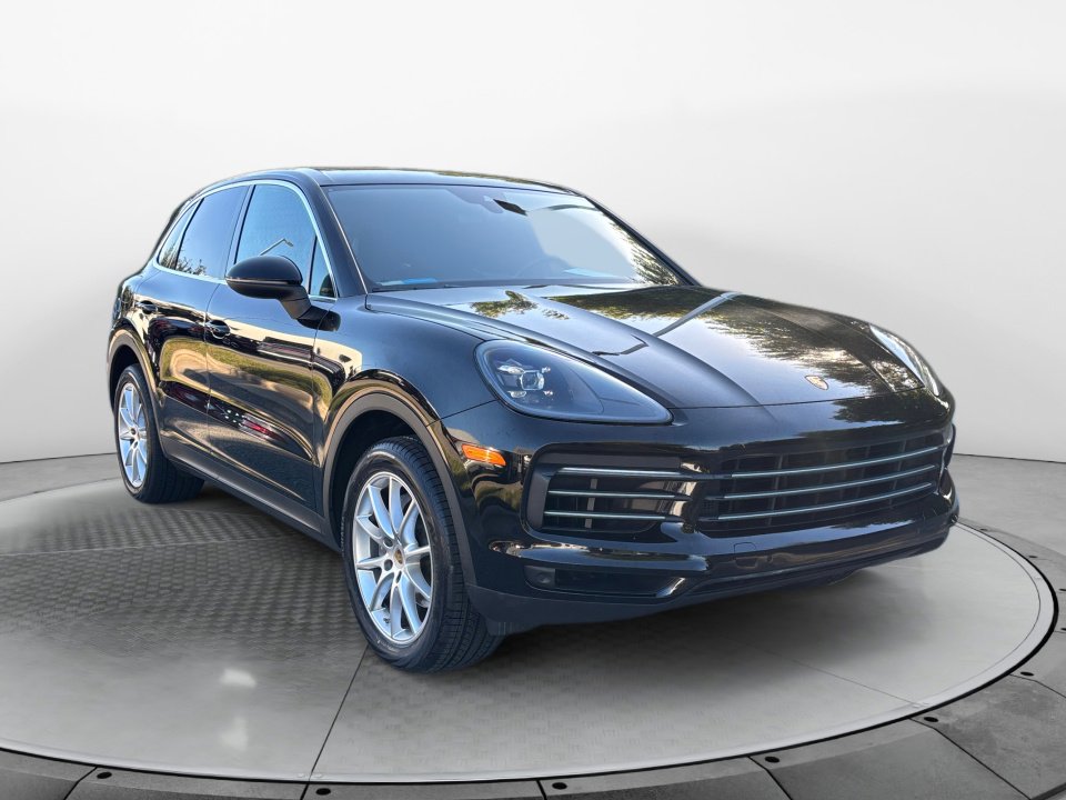 Used 2020 Porsche Cayenne image 1