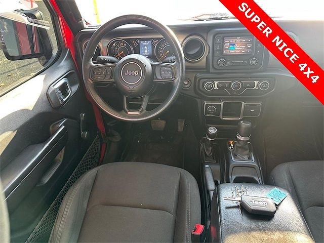 Used 2021 Jeep Gladiator Sport image 15