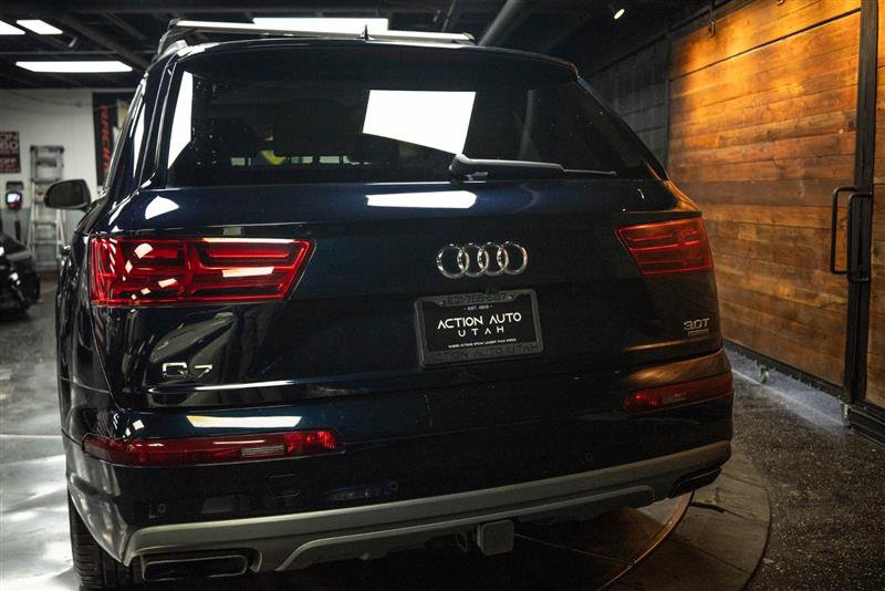 Used 2018 Audi Q7 3.0T Premium Plus w/ Premium Plus Package AWD/4WD image 6