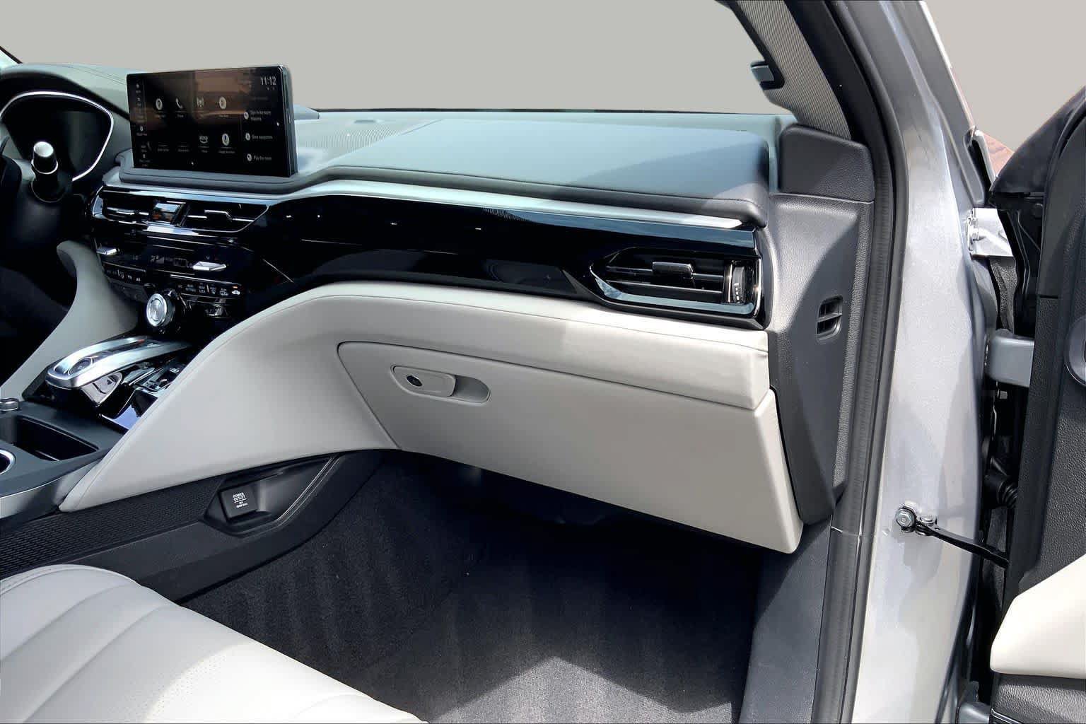 Used 2026 Acura MDX w/ Technology Package FWD image 19