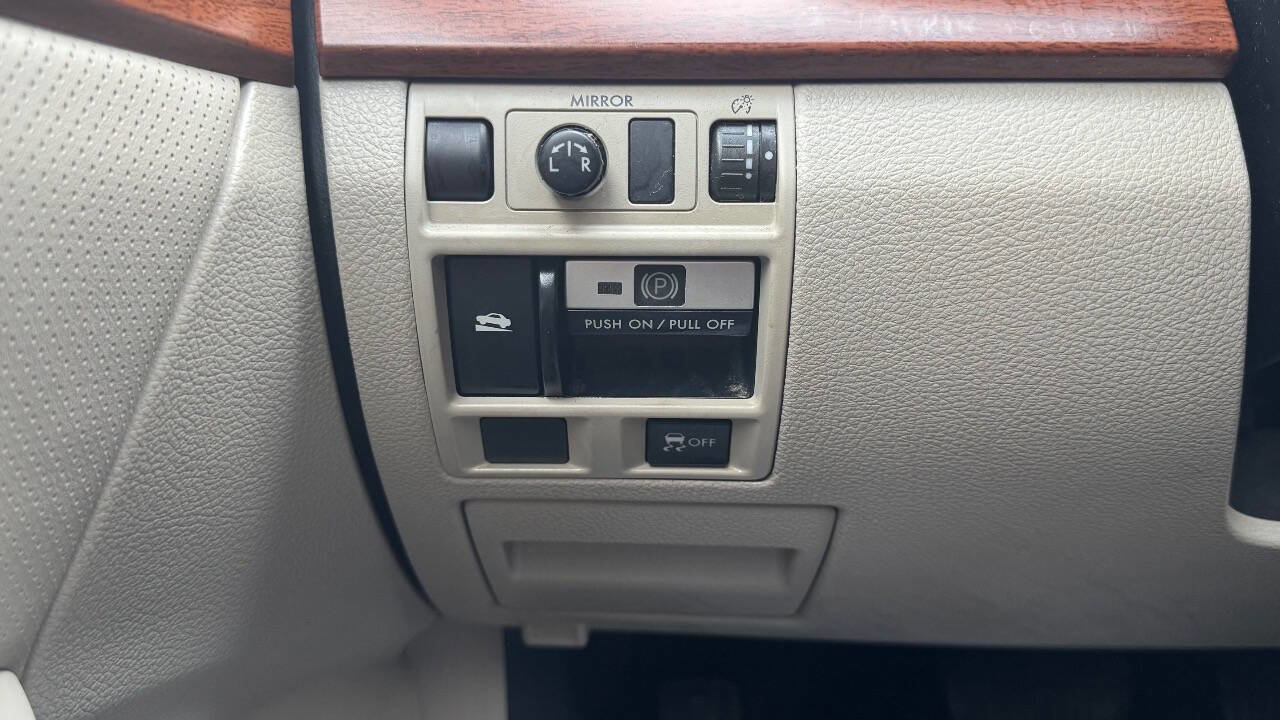 Used 2013 Subaru Outback 2.5i Limited AWD/4WD image 19