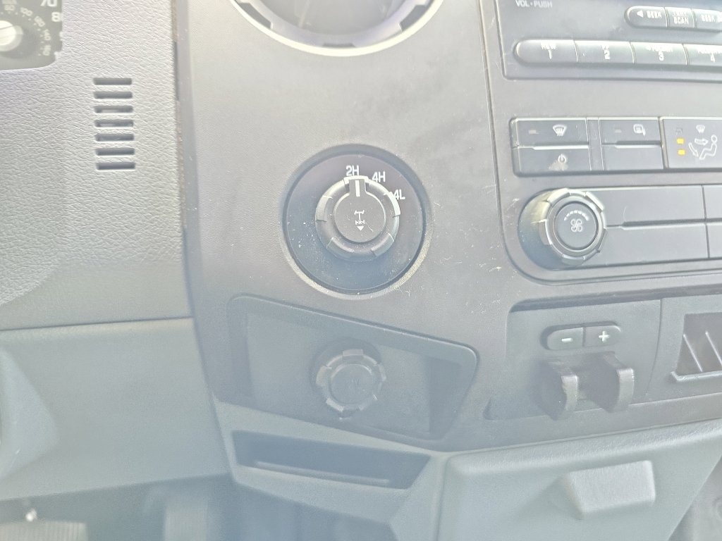 Used 2015 Ford F250 XL w/ Power Equipment Group image 25